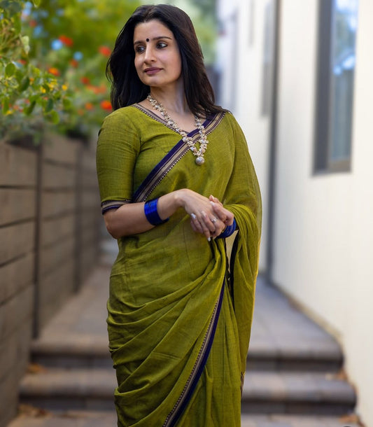 Akira Narayanpeth Cotton Saree | With Unstitched Blouse Piece For Women