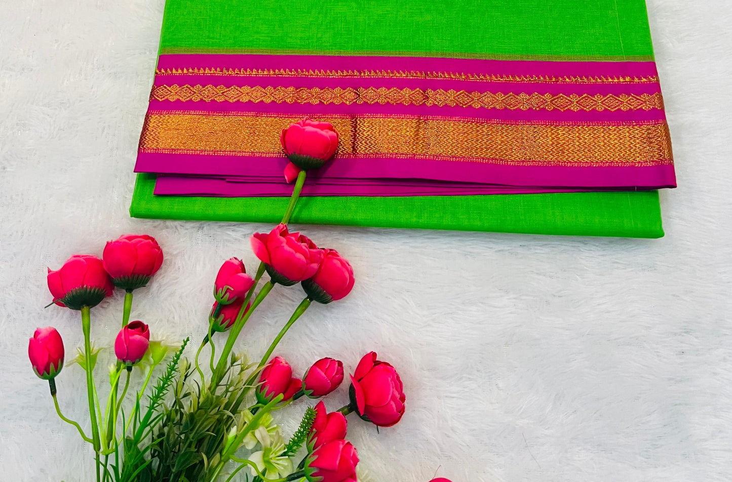 Parrot Green Akshata Pure Cotton Saree | With Unstitched Blouse Piece For Women