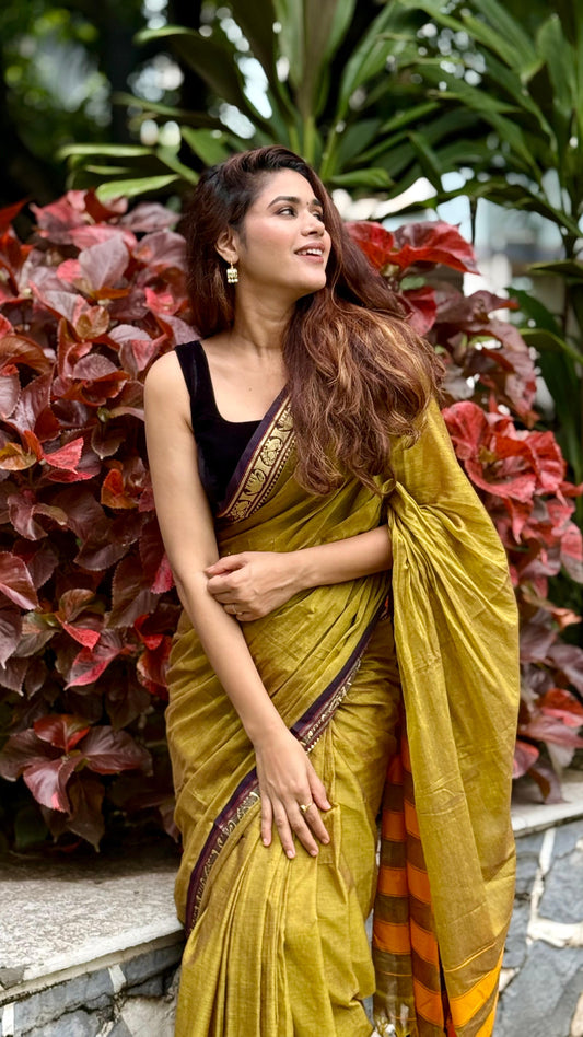 Adhira Mustard yellow Narayanpeth Cotton Saree | With Unstitched Blouse Piece For Women