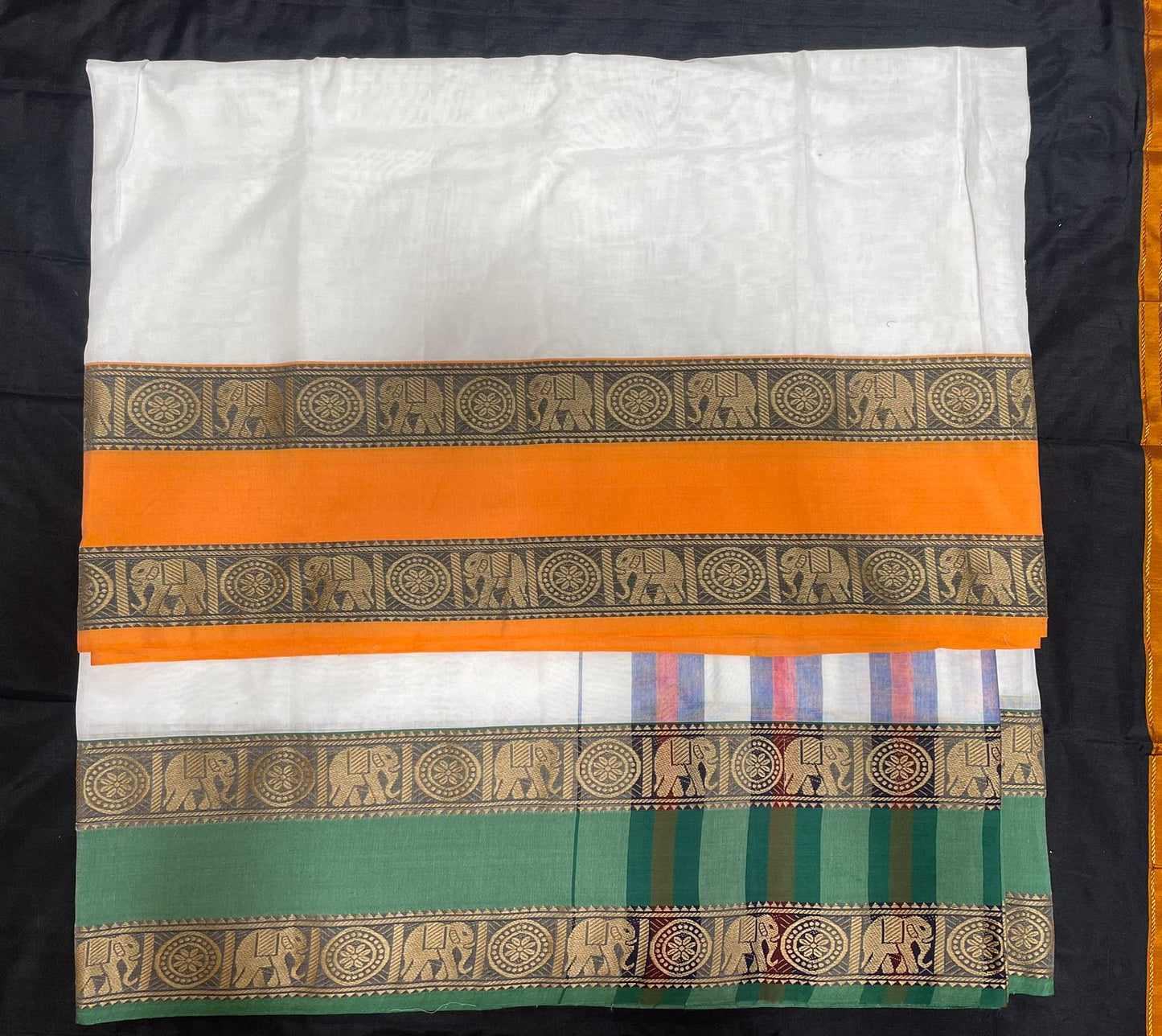 Bharat Sutra White Narayanpeth Cotton Saree | With Unstitched Blouse Piece For Women