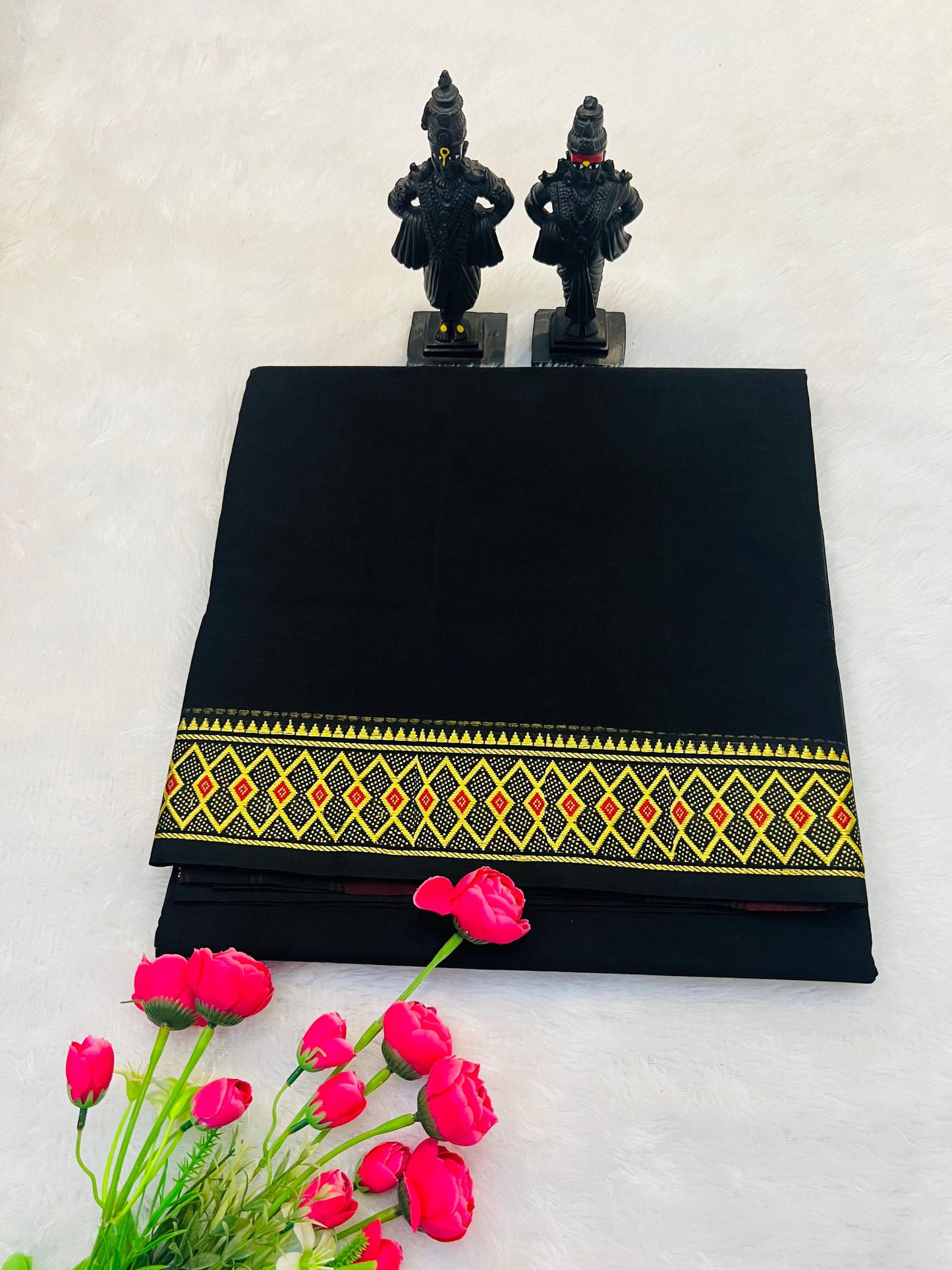 Black Siya Pure Cotton Saree | With Unstitched Blouse Piece For Women