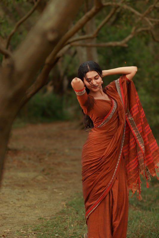 Brown Avani Narayanpeth Cotton Saree | With Unstitched Blouse Piece For Women