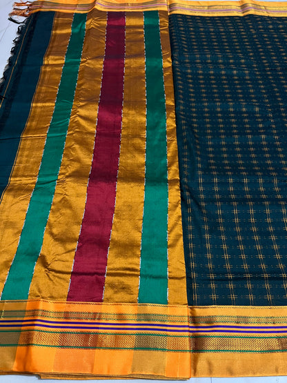 Moss green Double  Hash Narayanpeth Cotton Saree | With Unstitched Blouse Piece For Women