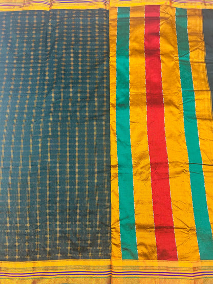 Moss green Double  Hash Narayanpeth Cotton Saree | With Unstitched Blouse Piece For Women