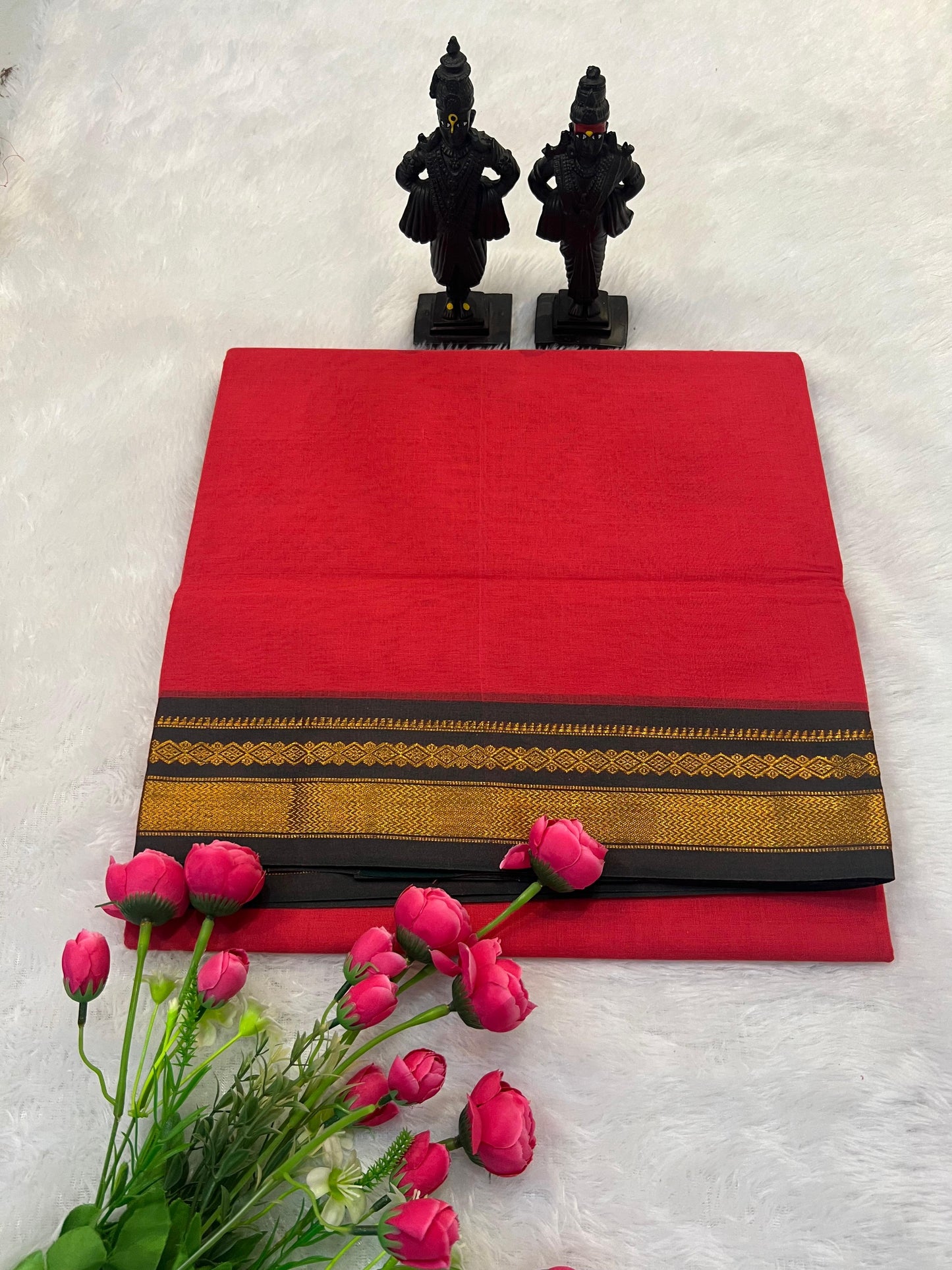 Red Akshata Pure Cotton Saree | With Unstitched Blouse Piece For Women