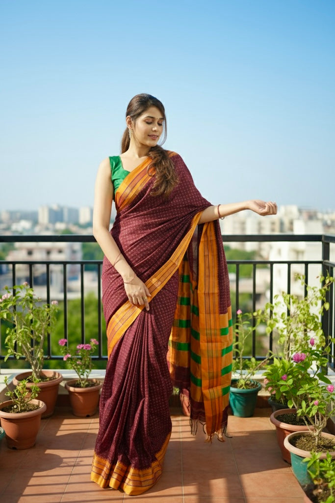 Red Chacolate Star Plus Narayanpeth Cotton Saree | With Unstitched Blouse Piece For Women
